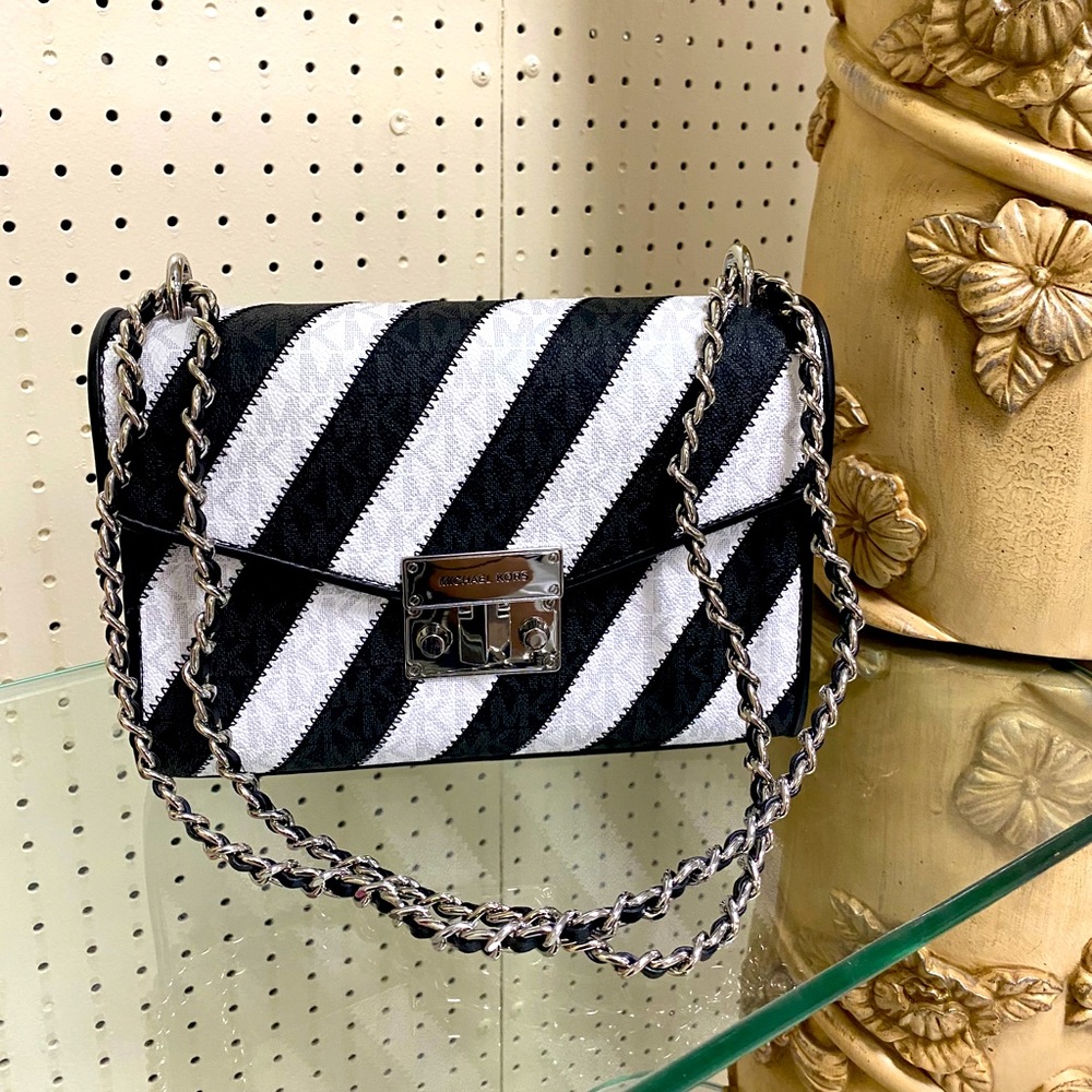 Authentic Michael Kors Black/White XBody